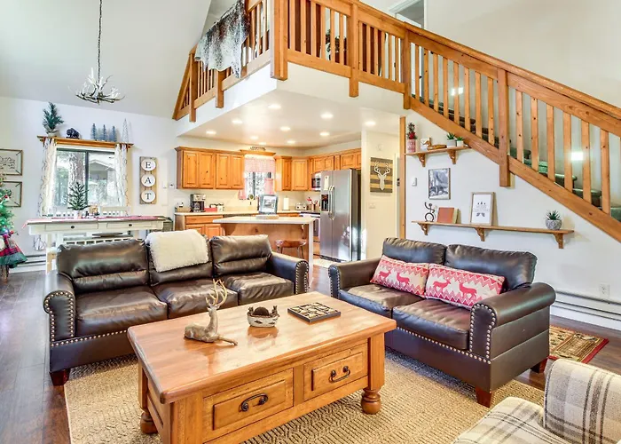 Holiday home 2 Mi To Fool Hollow Lake: Wooded W/ Fire Pit Show Low